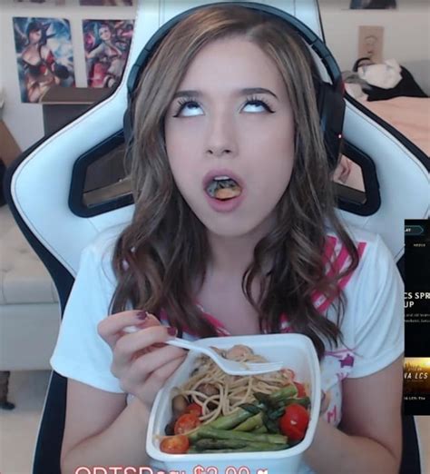 pokimane aheago|Pokimane